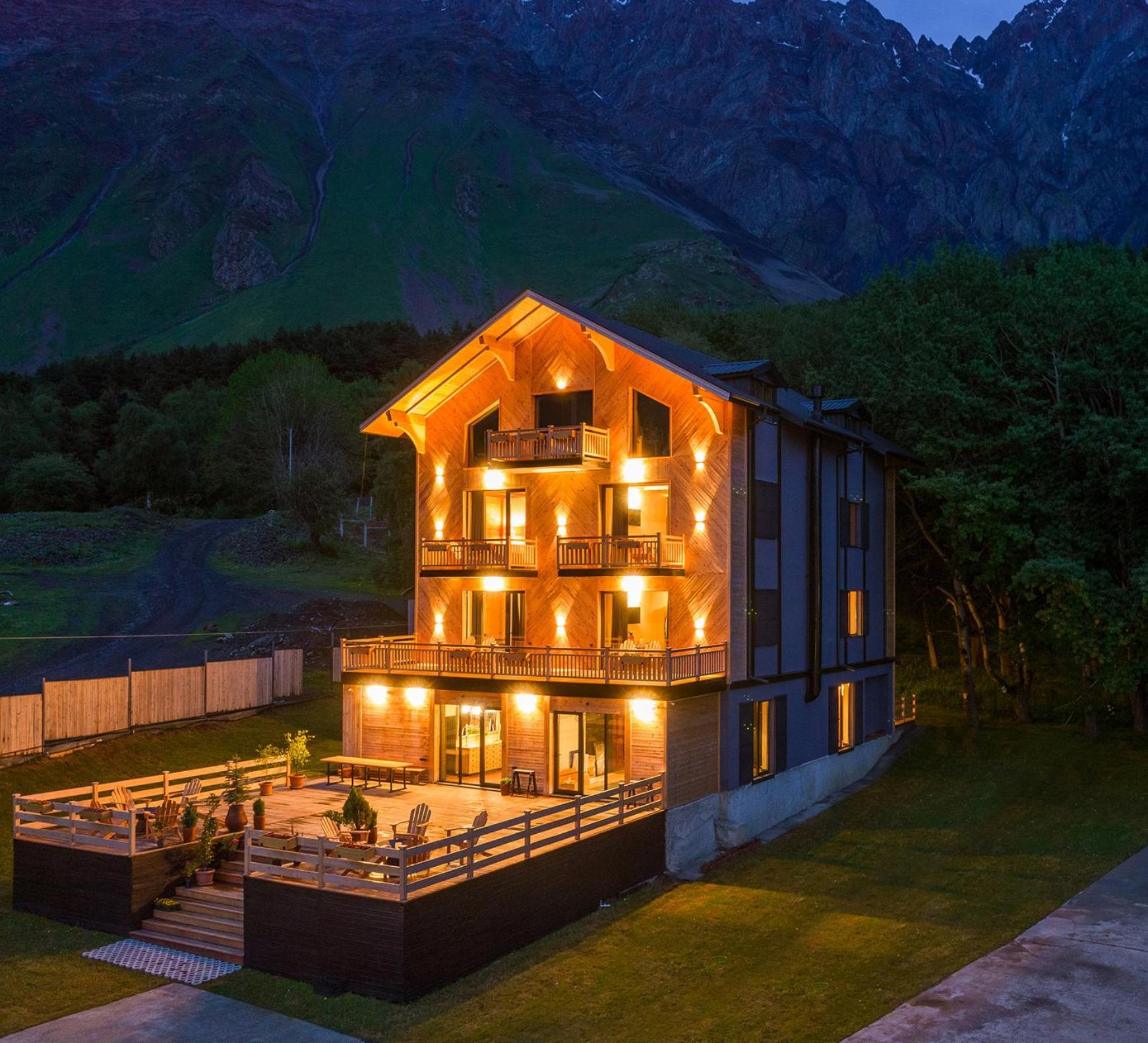 1740 Boutique Hotel Kazbegi المظهر الخارجي الصورة