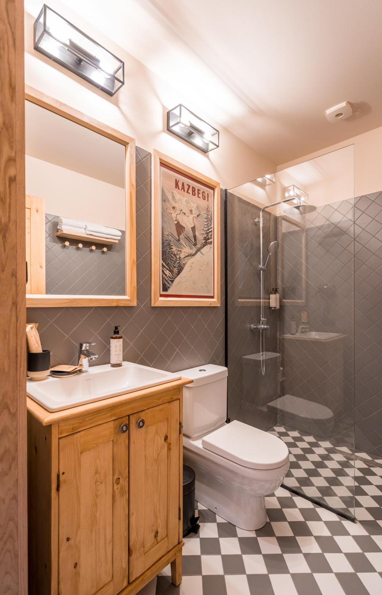 1740 Boutique Hotel Kazbegi المظهر الخارجي الصورة